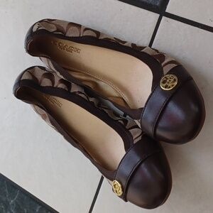 Coach Chelsey Womens Ballet Flat Size 7.5B  Signature Monogram Brown CapToe, new